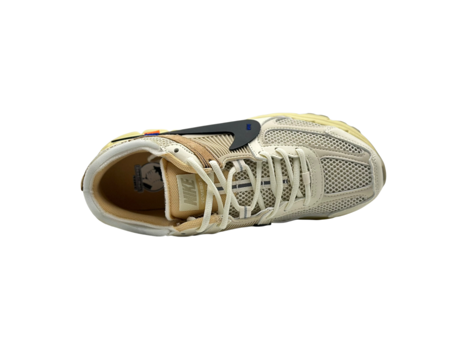 Кроссовки Nike Air Zoom Vomero 5 x off-white 'Superkevin'