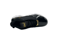 Кроссовки Nike Air Jordan Max Aura 4 'Black White Gold'