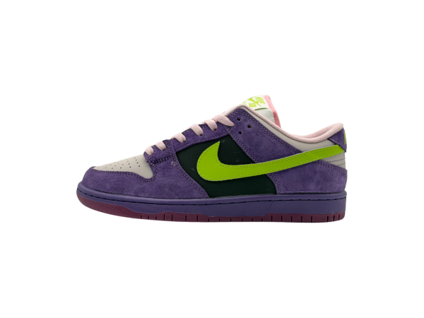 Nike SB Dunk Low x PowerPuff Girl 'Mojo jojo'