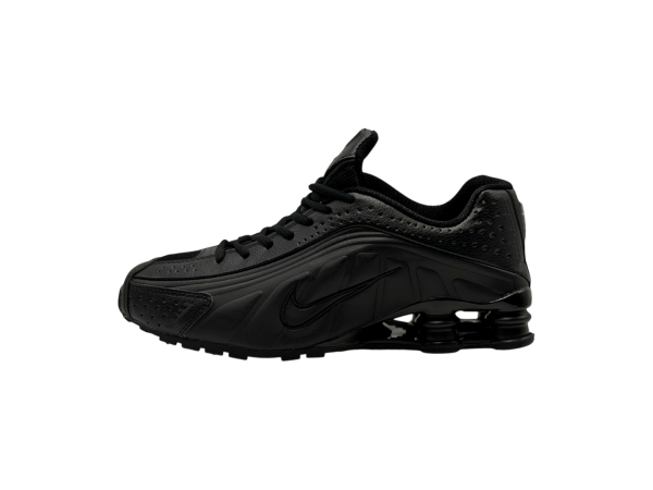 Nike Shox R4 'Triple Black'
