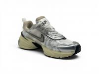 Кроссовки Nike V2K Run 'Summit White/Metallic Silver'