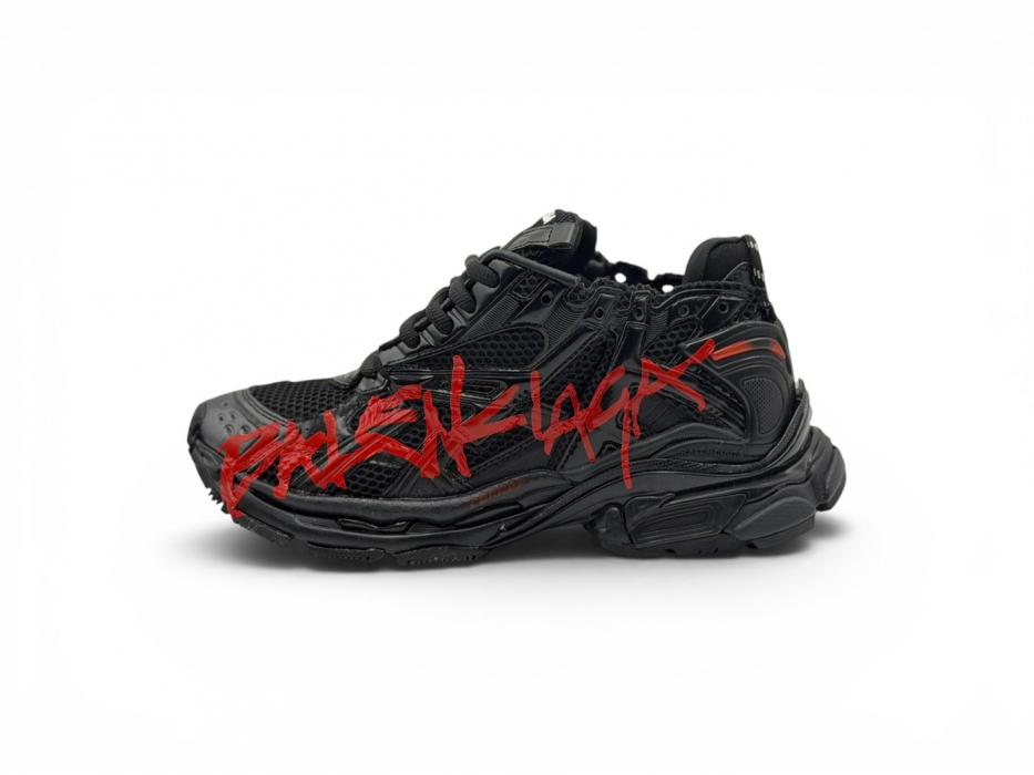 Кроссовки Balenciaga Runner Graffiti Sneakers 'Black/Red Mesh/Nylon'