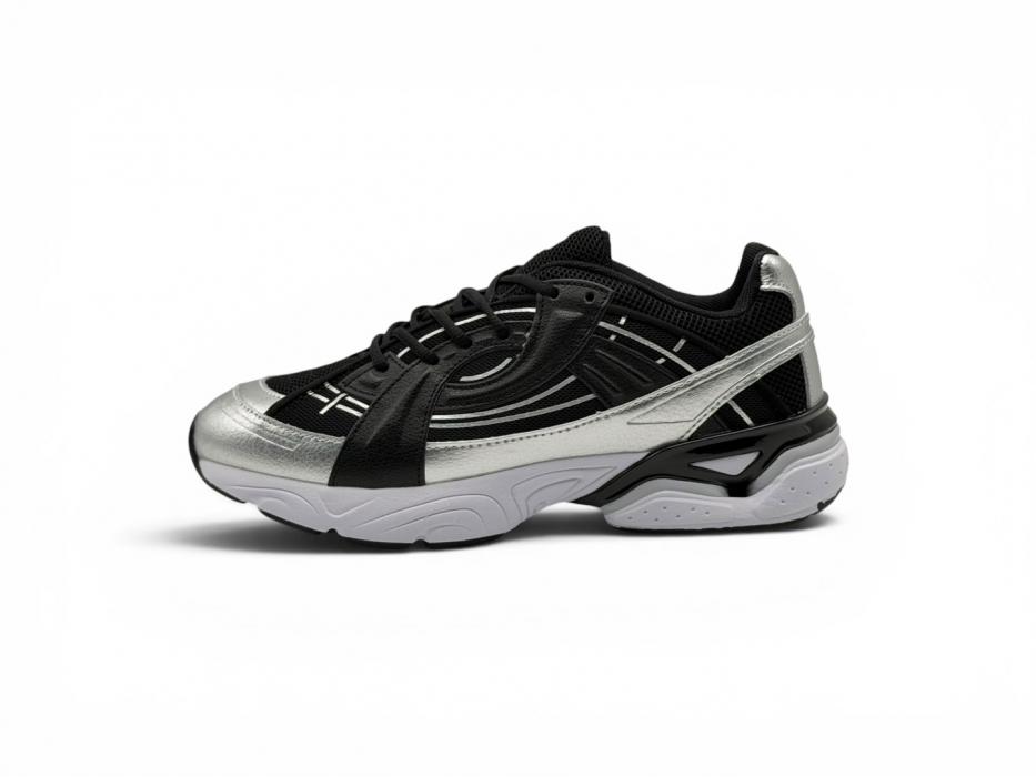Кроссовки Under Armour Sola 'Black / White / Metallic Silver'