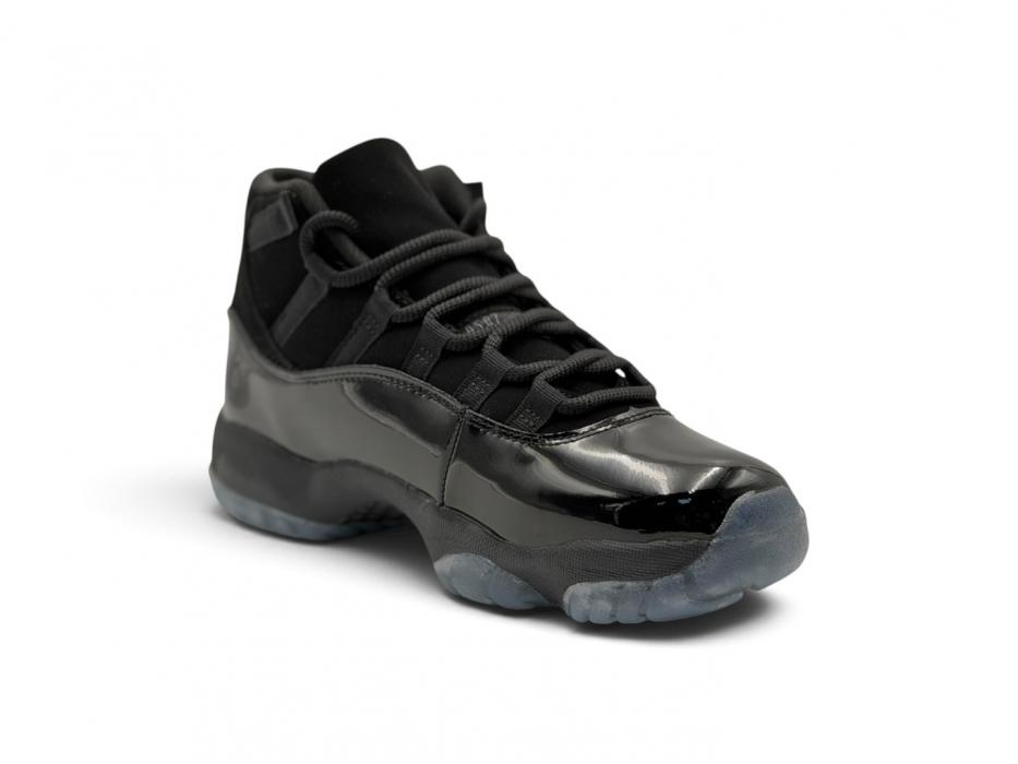 Кроссовки Air Jordan 11 Retro 'Cap and Gown'