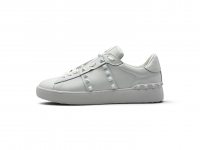 Кроссовки Valentino Rockstud Untitled 'Triple White'