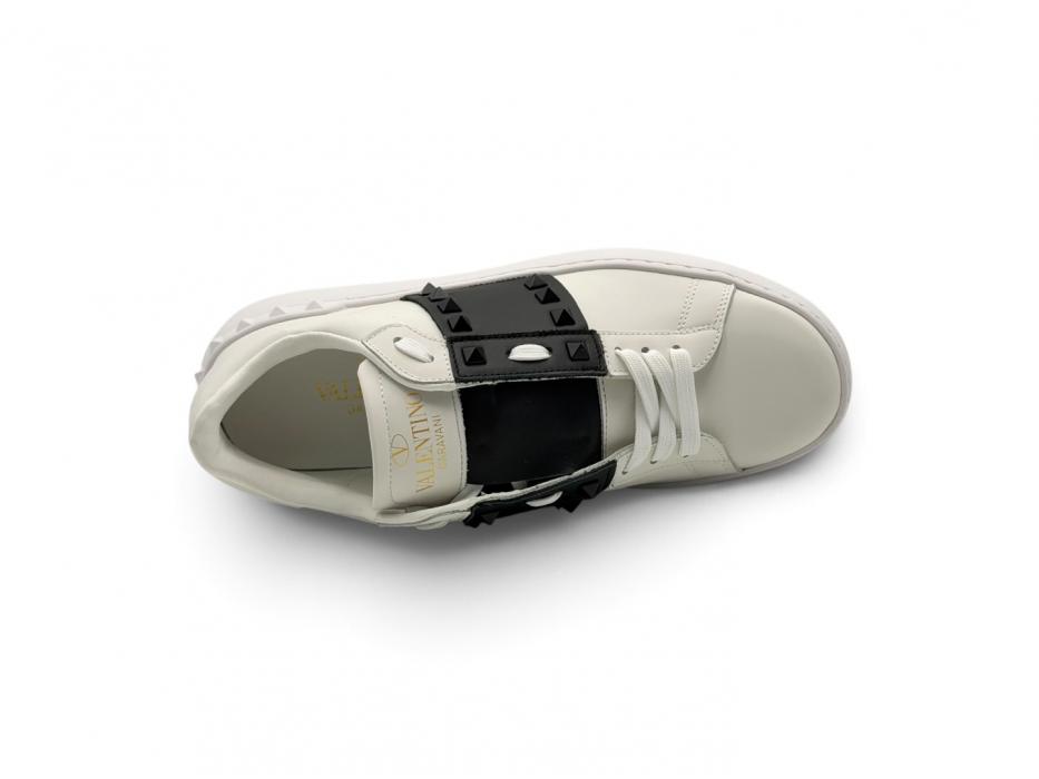 Кроссовки Valentino Rockstud Untitled 'White Black'