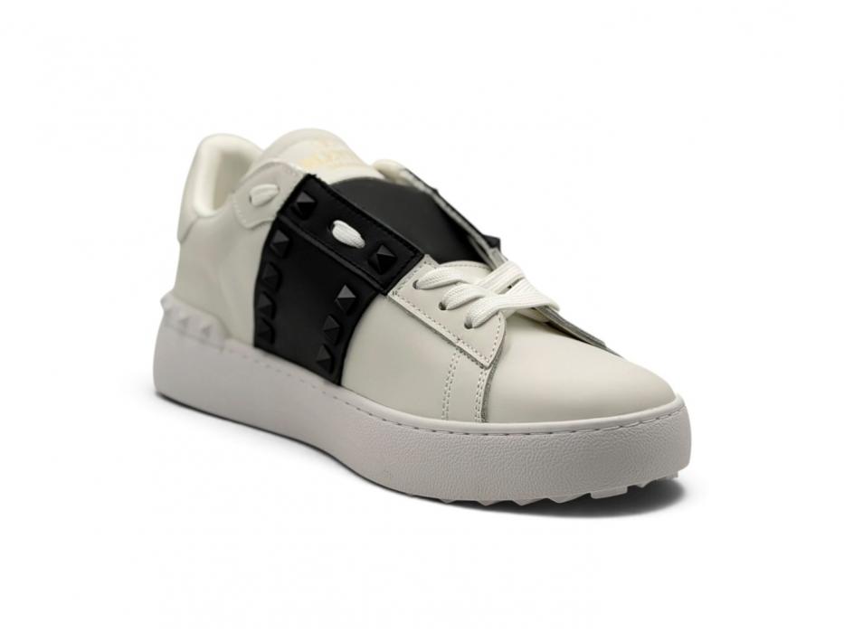 Кроссовки Valentino Rockstud Untitled 'White Black'