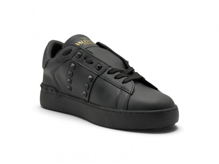 Кроссовки Valentino Rockstud Untitled 'Triple Black'