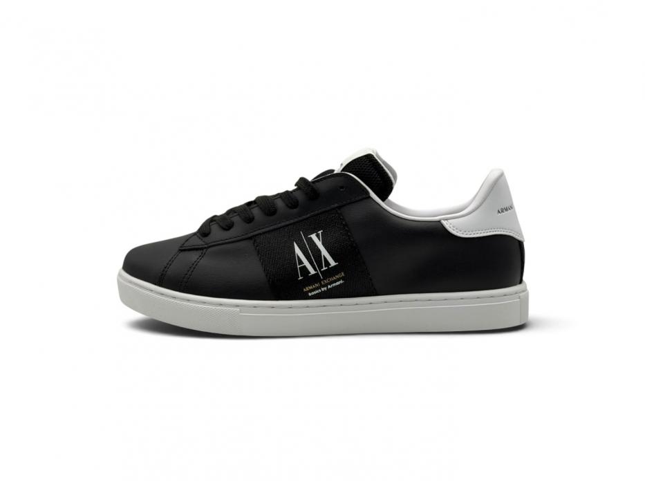 Кроссовки Armani Exchange Side Logo Patch 'Black White'