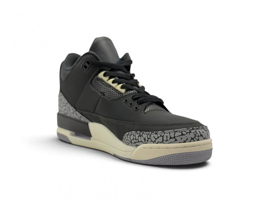 Кроссовки Nike Air Jordan 3 OG 'Black Cement' 2024